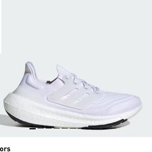 Women’s Adidas Ultraboosts size 6